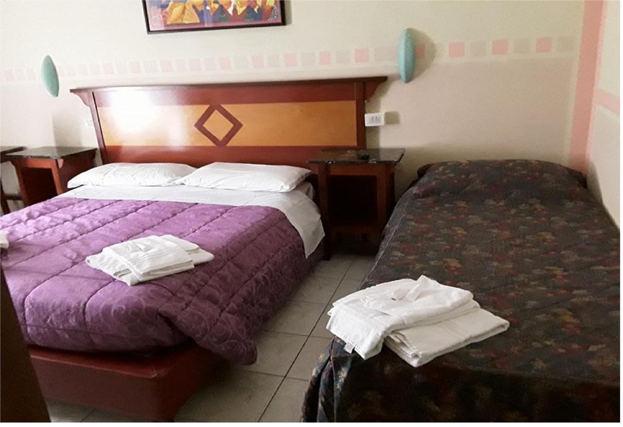 Hotel Maida Follonica Eksteriør billede